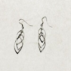 Vintage Sterling Silver Openwork Dangle Earrings – Excellent Condition